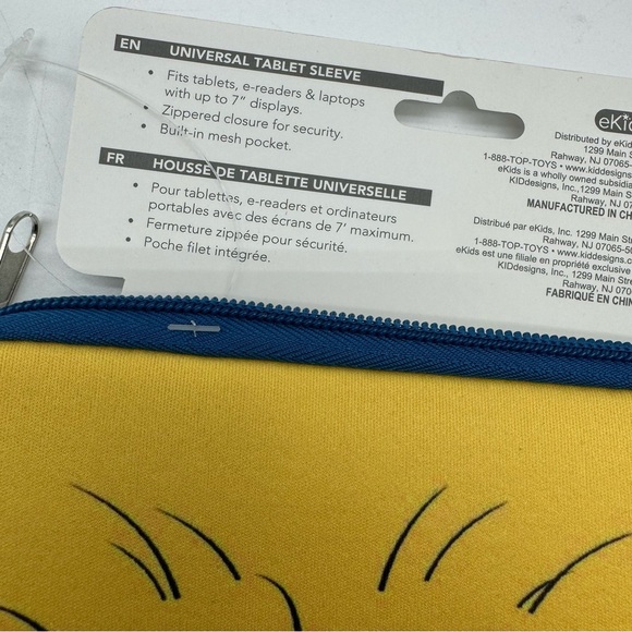 Despicable Me Universal Tablet Sleeve Blue Yellow Minion Zip Up - Picture 3 of 9